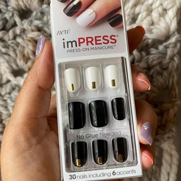 Impress Nails Mod Black and White Press On Nails NEW - Picture 1 of 6